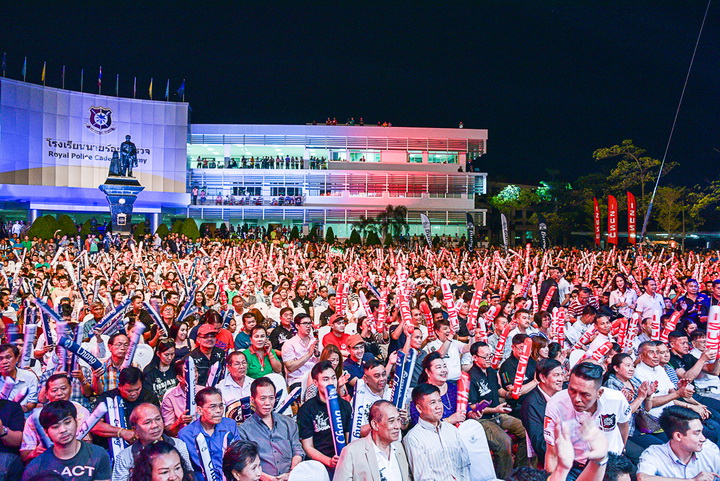 iamcar_isuzu thaiflight8